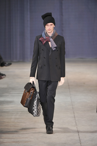 Louis Vuitton / - 2009-2010